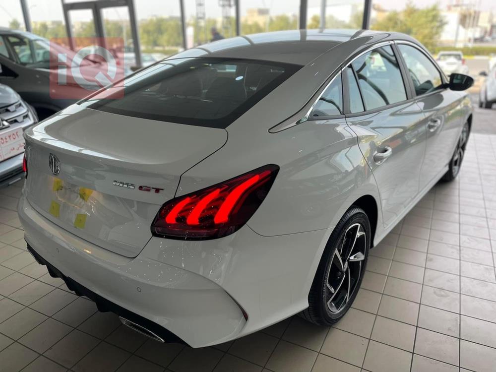 MG GT